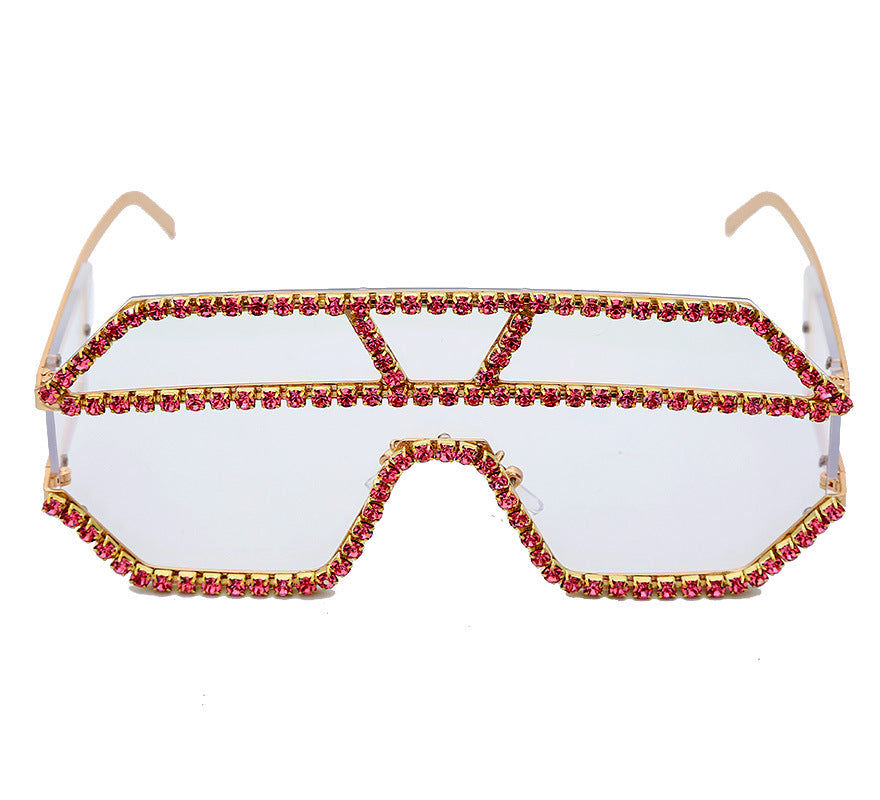 Handgefertigte Sonnenbrille mit großem Rahmen und Strasssteinen 